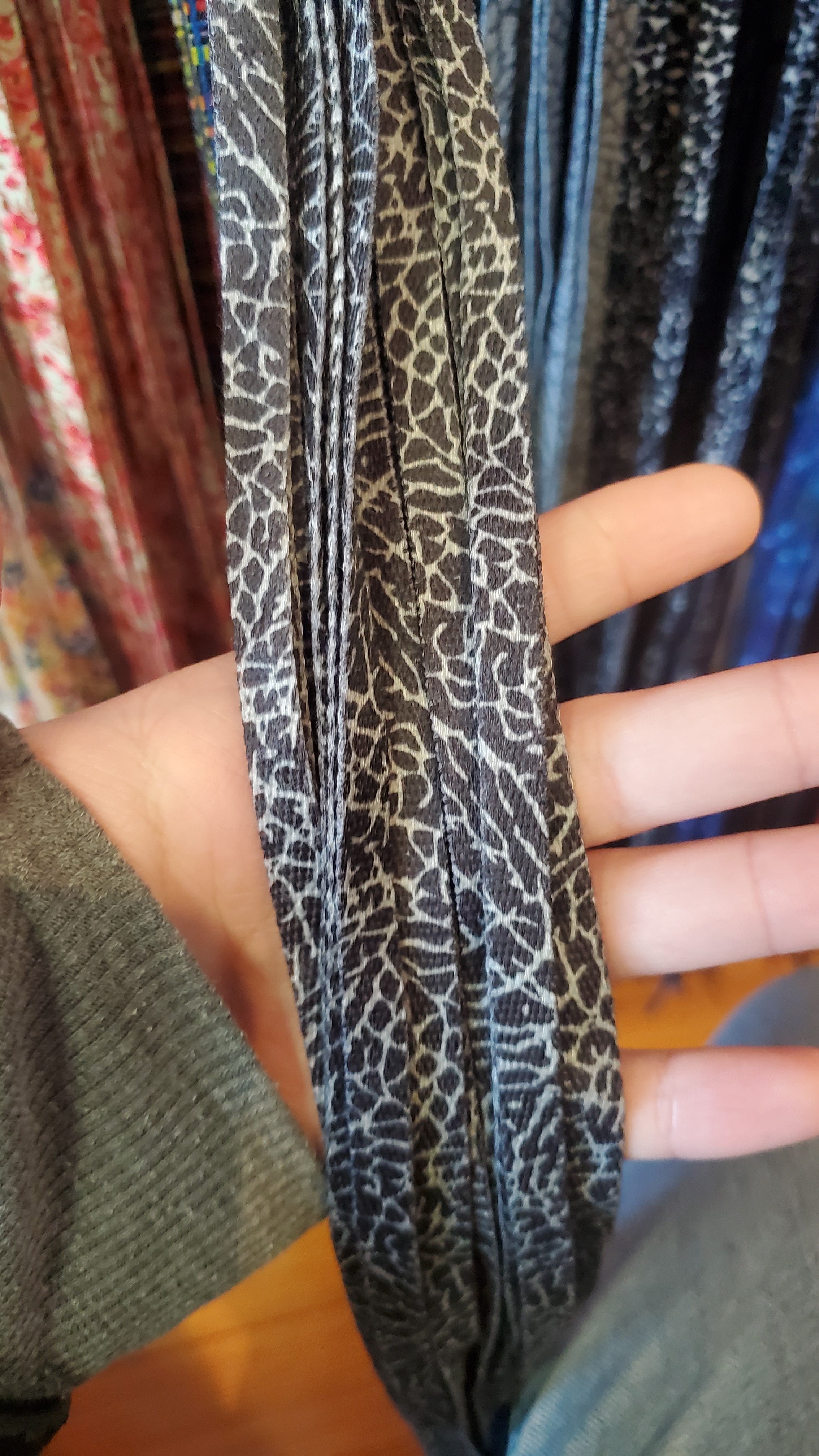 Flat Crackle Black/Grey