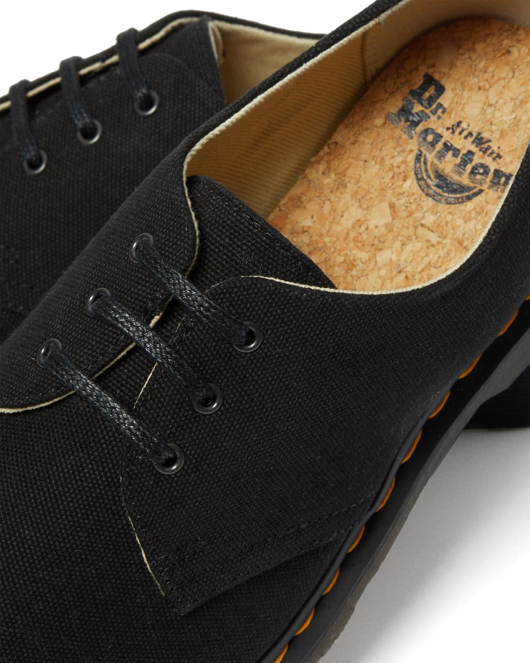 1461 Canvas