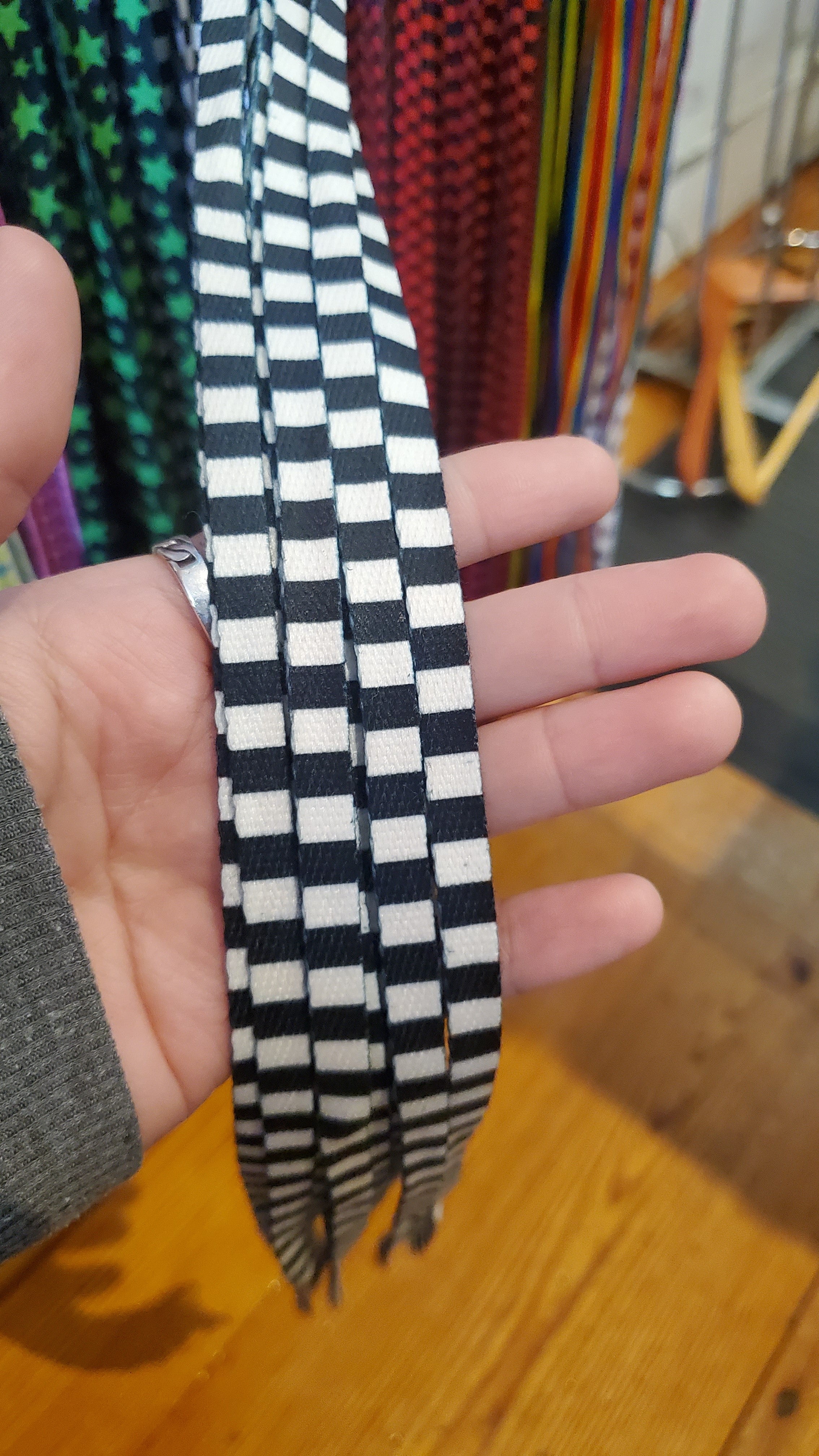 Flat Stripes Black/White